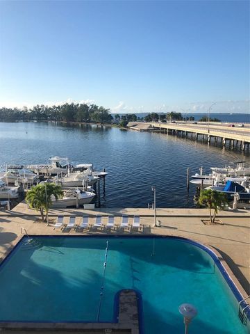 150 SE 25 RD 15E, Miami, FL 33129