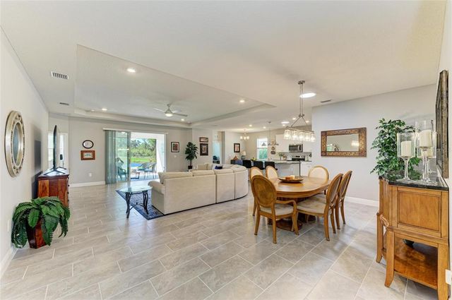 17555 CANTARINA COVE, Bradenton, FL 34211