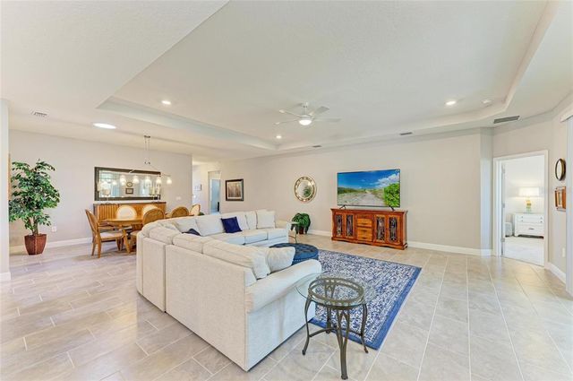 17555 CANTARINA COVE, Bradenton, FL 34211