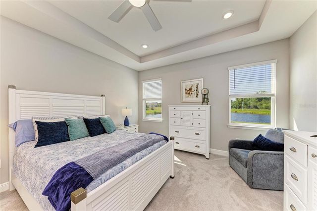 17555 CANTARINA COVE, Bradenton, FL 34211