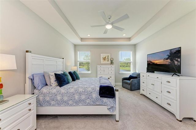 17555 CANTARINA COVE, Bradenton, FL 34211