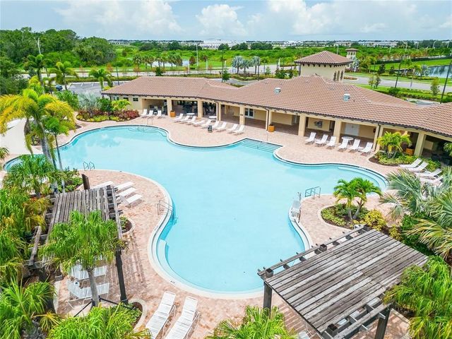 17555 CANTARINA COVE, Bradenton, FL 34211