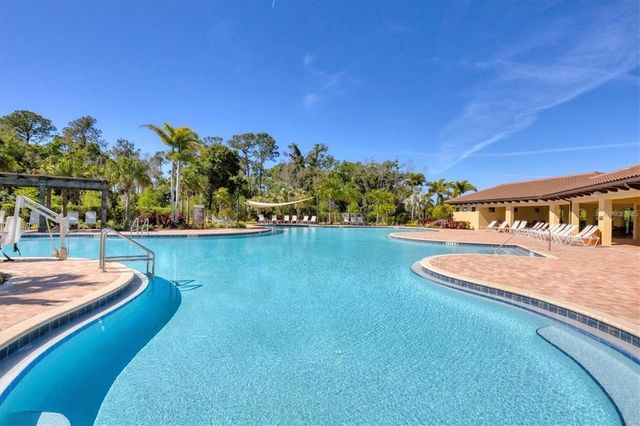17555 CANTARINA COVE, Bradenton, FL 34211