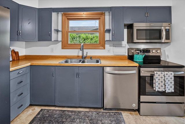 4521 Jade Lane, Madison, WI 53714