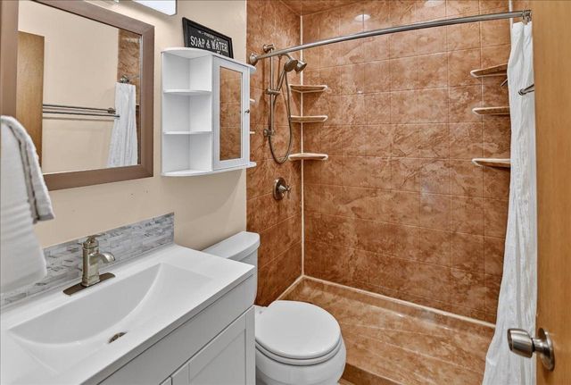 4521 Jade Lane, Madison, WI 53714