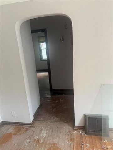 257 S Barat Avenue, Ferguson, MO 63135