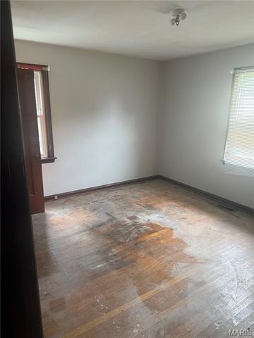 257 S Barat Avenue, Ferguson, MO 63135