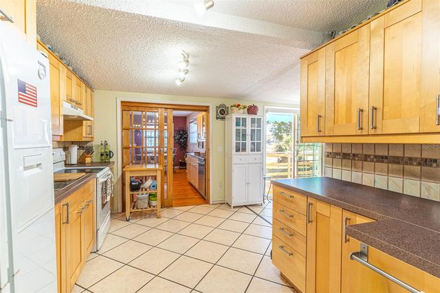 130 RIBBON PARKWAY, Lake Wales, FL 33898