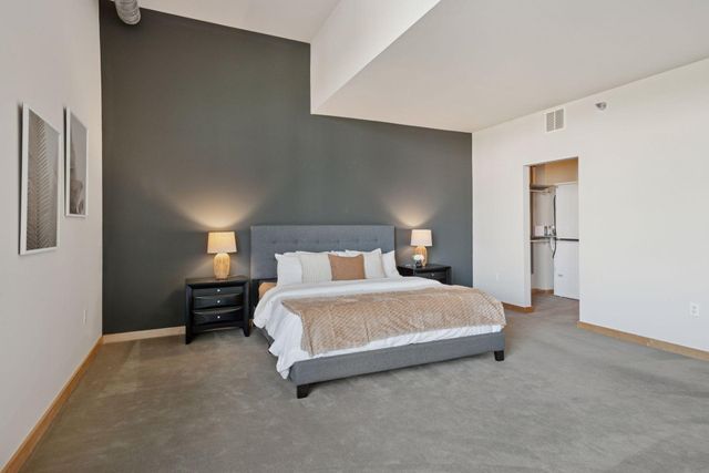 521 2nd Street SE 507, Minneapolis, MN 55414