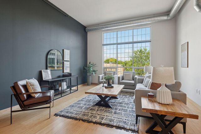 521 2nd Street SE 507, Minneapolis, MN 55414