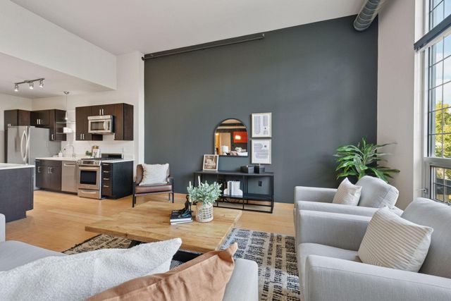 521 2nd Street SE 507, Minneapolis, MN 55414