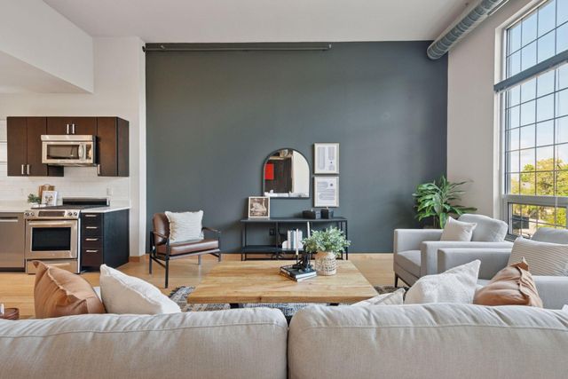 521 2nd Street SE 507, Minneapolis, MN 55414