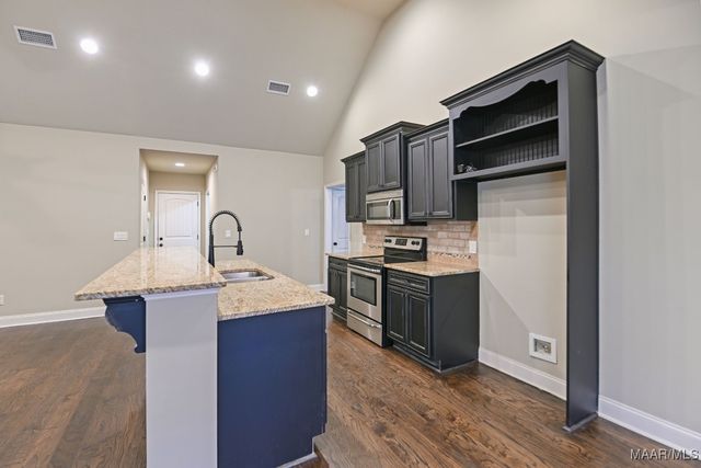 98 TRAVERTINE Drive, Pike Road, AL 36064