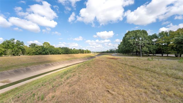 1513 W 22nd Street A, Houston, TX 77008