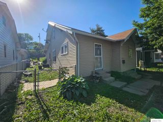 2436 S 23 Street, Omaha, NE 68108