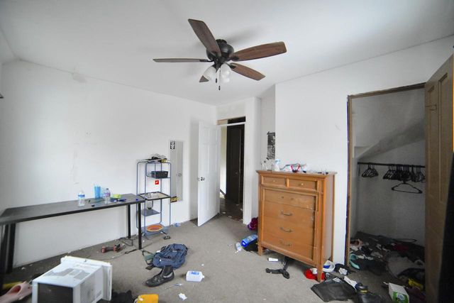 1122 W Wright STREET, Milwaukee, WI 53206