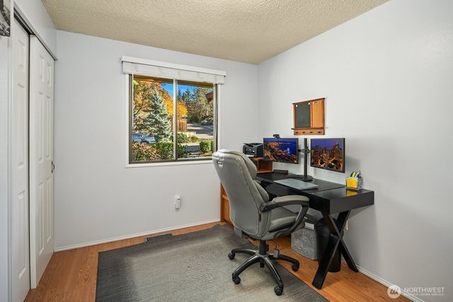 13113 80th Avenue NE, Kirkland, WA 98034