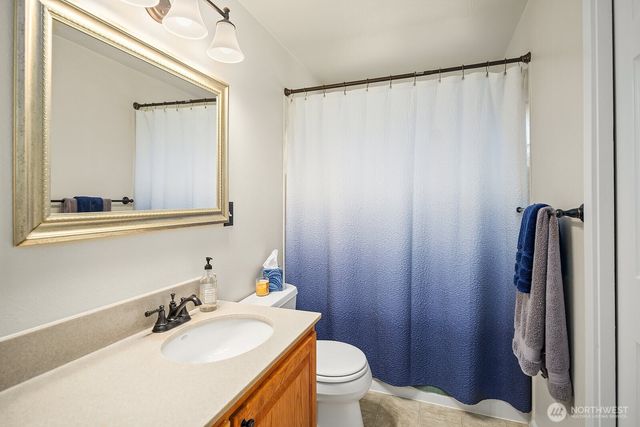 13113 80th Avenue NE, Kirkland, WA 98034