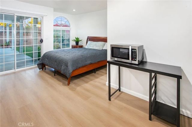 23340 Hartland Street, West Hills, CA 91307