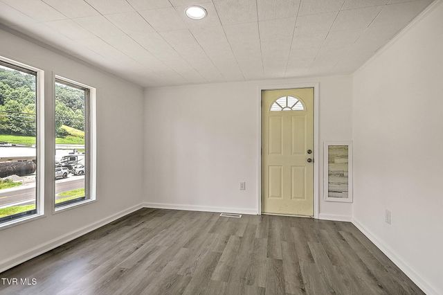4310 Gate City Highway, Bristol, VA 24202