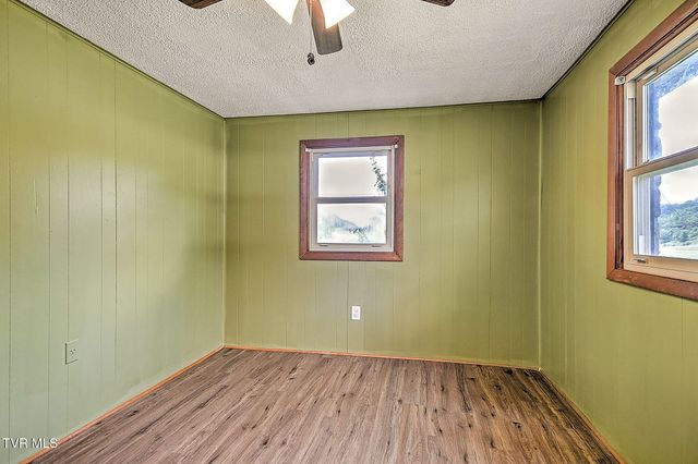 4310 Gate City Highway, Bristol, VA 24202