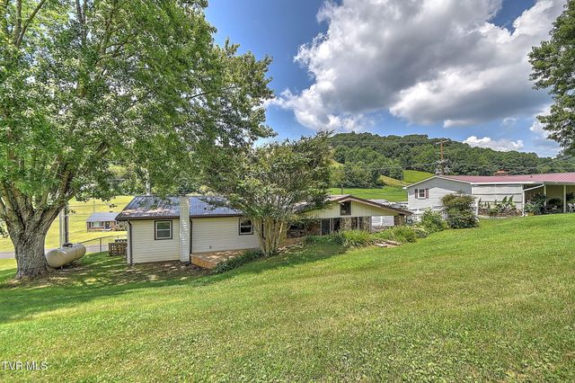 4310 Gate City Highway, Bristol, VA 24202