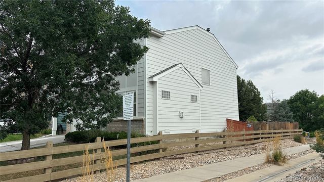 9758 Joliet Circle, Commerce City, CO 80022