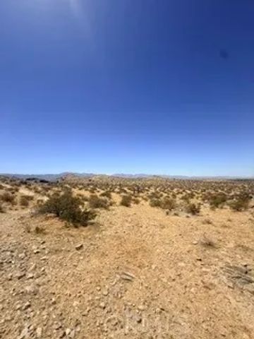 220 E Avenue P5, Palmdale, CA 93550
