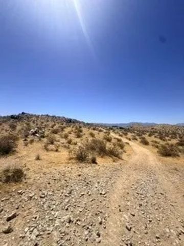 220 E Avenue P5, Palmdale, CA 93550