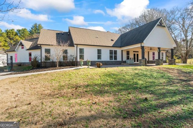 641 Bill Watkins Road, Hoschton, GA 30548