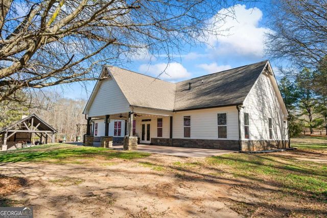 641 Bill Watkins Road, Hoschton, GA 30548