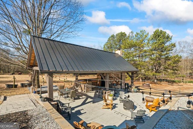 641 Bill Watkins Road, Hoschton, GA 30548