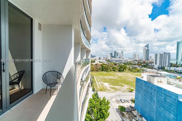 1600 NE 1st Ave 1204, Miami, FL 33132