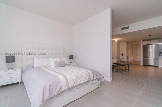 1600 NE 1st Ave 1204, Miami, FL 33132