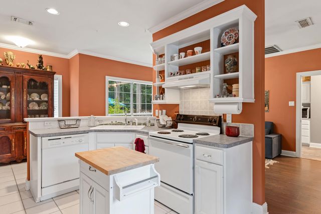 618 Sunnybrook, Longview, TX 75605