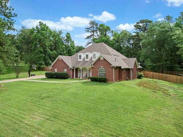 618 Sunnybrook, Longview, TX 75605