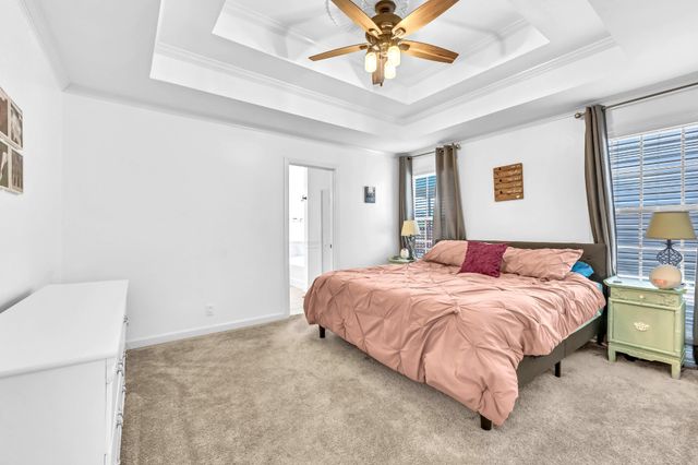 692 White Face Dr, Clarksville, TN 37040