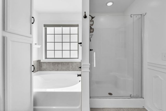 692 White Face Dr, Clarksville, TN 37040