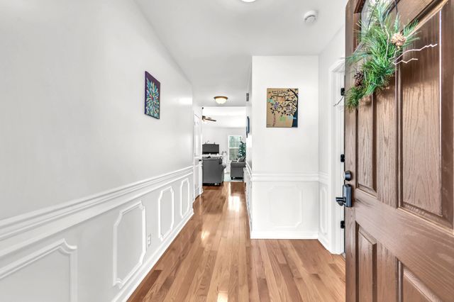 692 White Face Dr, Clarksville, TN 37040