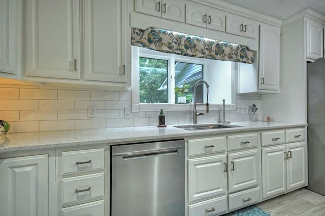 76 White Oak Drive, Blue Ridge, GA 30513