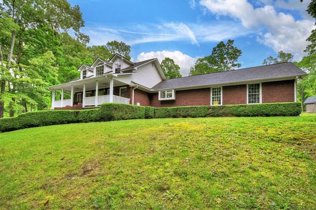 76 White Oak Drive, Blue Ridge, GA 30513