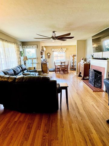 709 S Lee Ave, Lodi, CA 95240