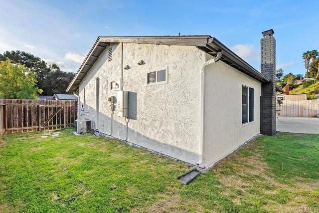 1356 Pleasant Hill Street, Escondido, CA 92026