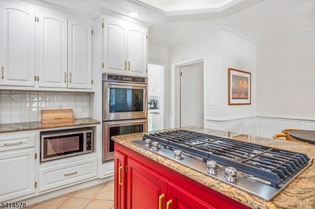 245 Montrose Ave, South Orange Village Twp., NJ 07079