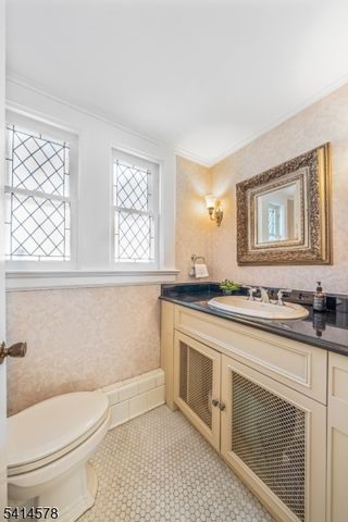 245 Montrose Ave, South Orange Village Twp., NJ 07079