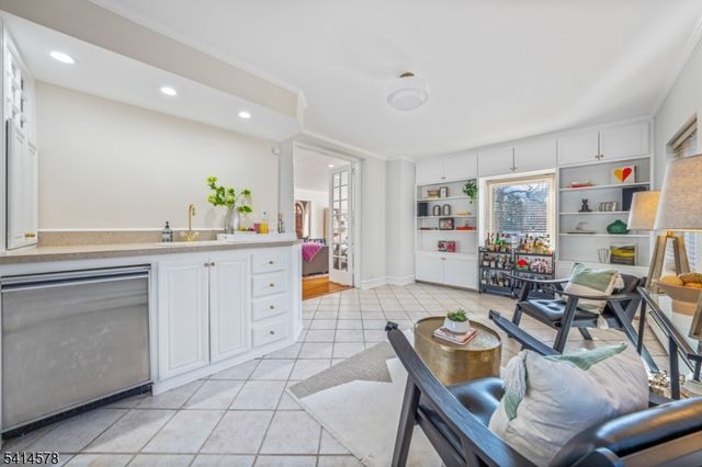 245 Montrose Ave, South Orange Village Twp., NJ 07079