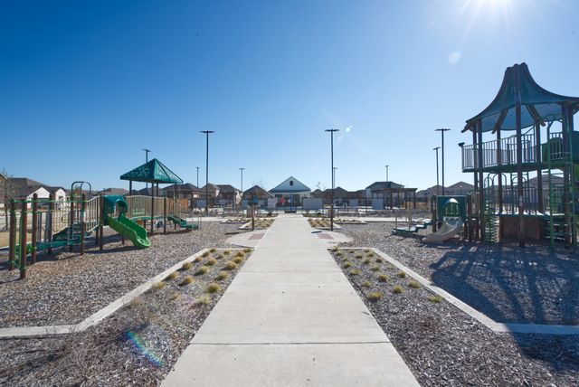 577 Sierra Ridge, Lavon, TX 75166