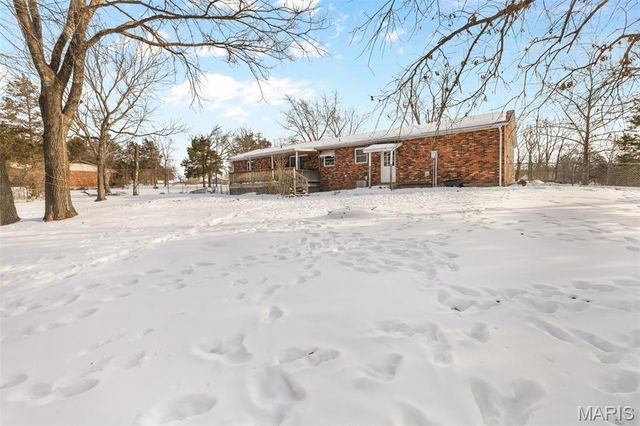 5255 Hillsboro Road, Farmington, MO 63640