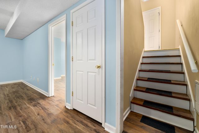 115 Maple Ridge Drive, Jonesborough, TN 37659