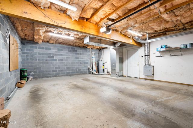 115 Maple Ridge Drive, Jonesborough, TN 37659